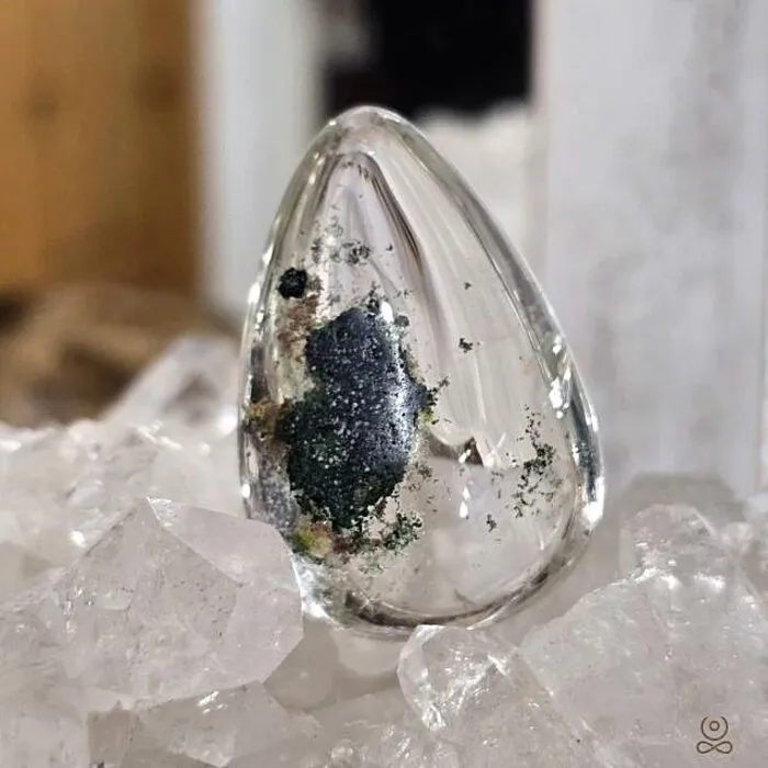 Fantoomkwarts / Lodoliet (Garden Quartz) Druppel – 44 mm