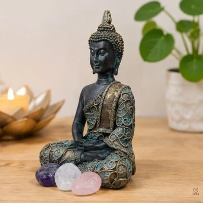 Boeddha beeld meditatie met turquoise patina – Polyresin – 15 cm