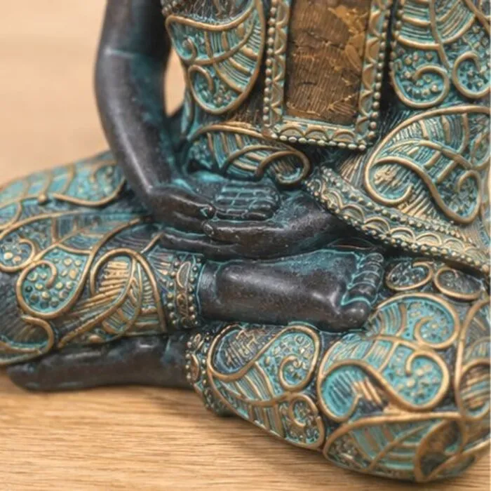 Boeddha beeld meditatie met turquoise patina – Polyresin – 15 cm