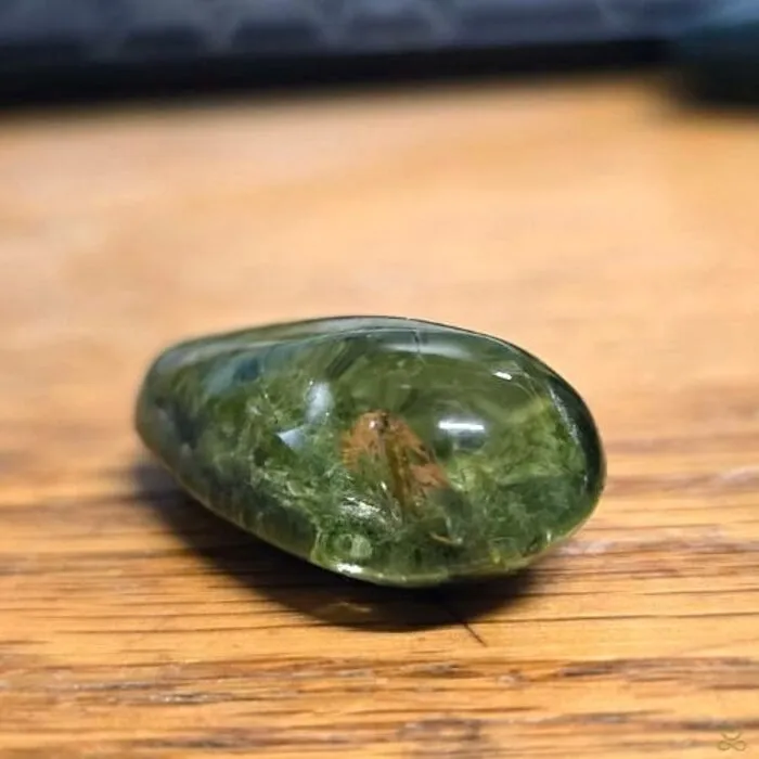 Unieke Lodoliet druppel edelsteen – Garden Quartz 35 mm