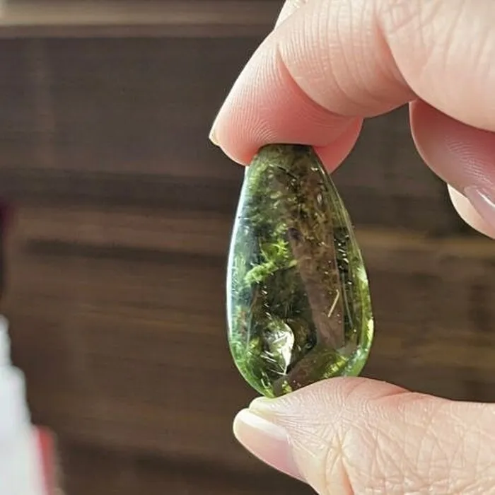 Unieke Lodoliet druppel edelsteen – Garden Quartz 35 mm