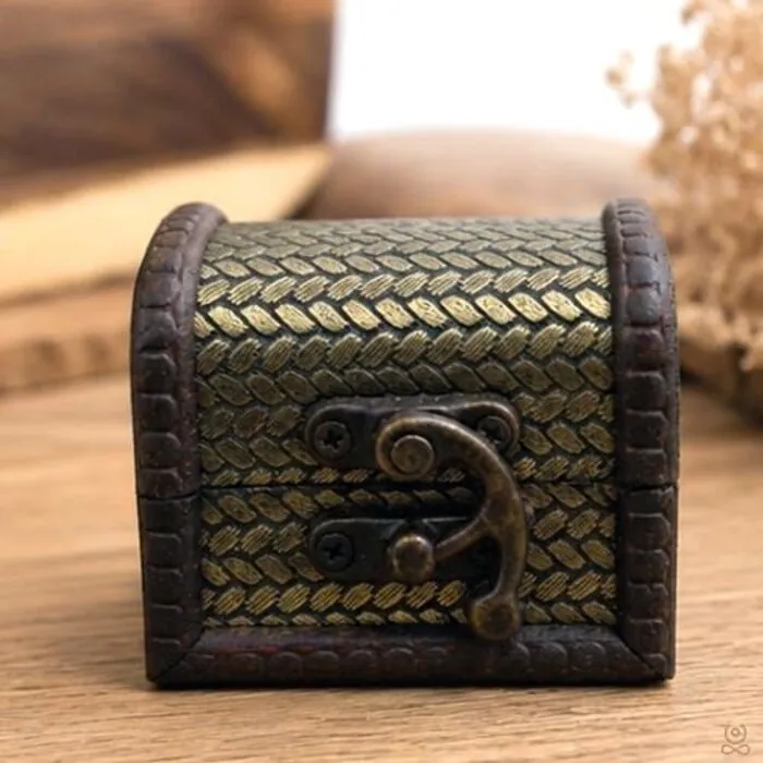Mini Schatkistje Hout Vintage – Sieraden- en Edelsteenkistje 6,5 cm
