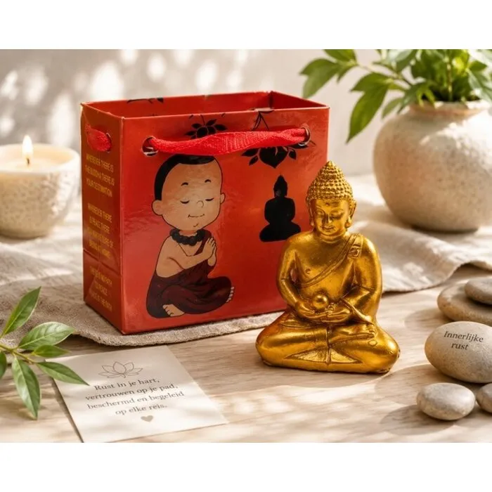 Meditatie boeddha in tasje met kaartje