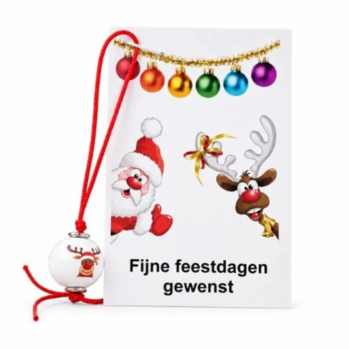 Kerstkaartje met kerstbalhangertje met rendier – klein kerstcadeautje om uit te delen