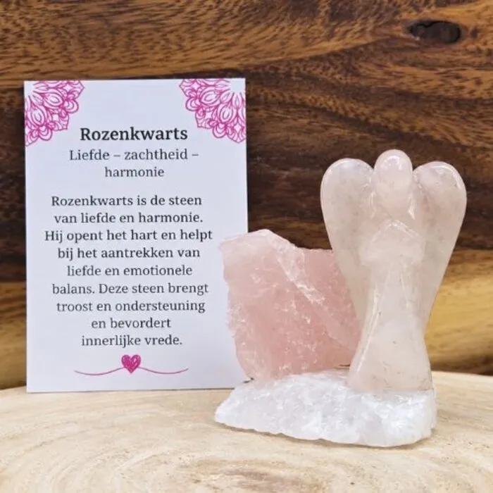 Rozenkwarts Engel op Bergkristal – Uniek Handgemaakt Decoratiestuk met Betekeniskaartje