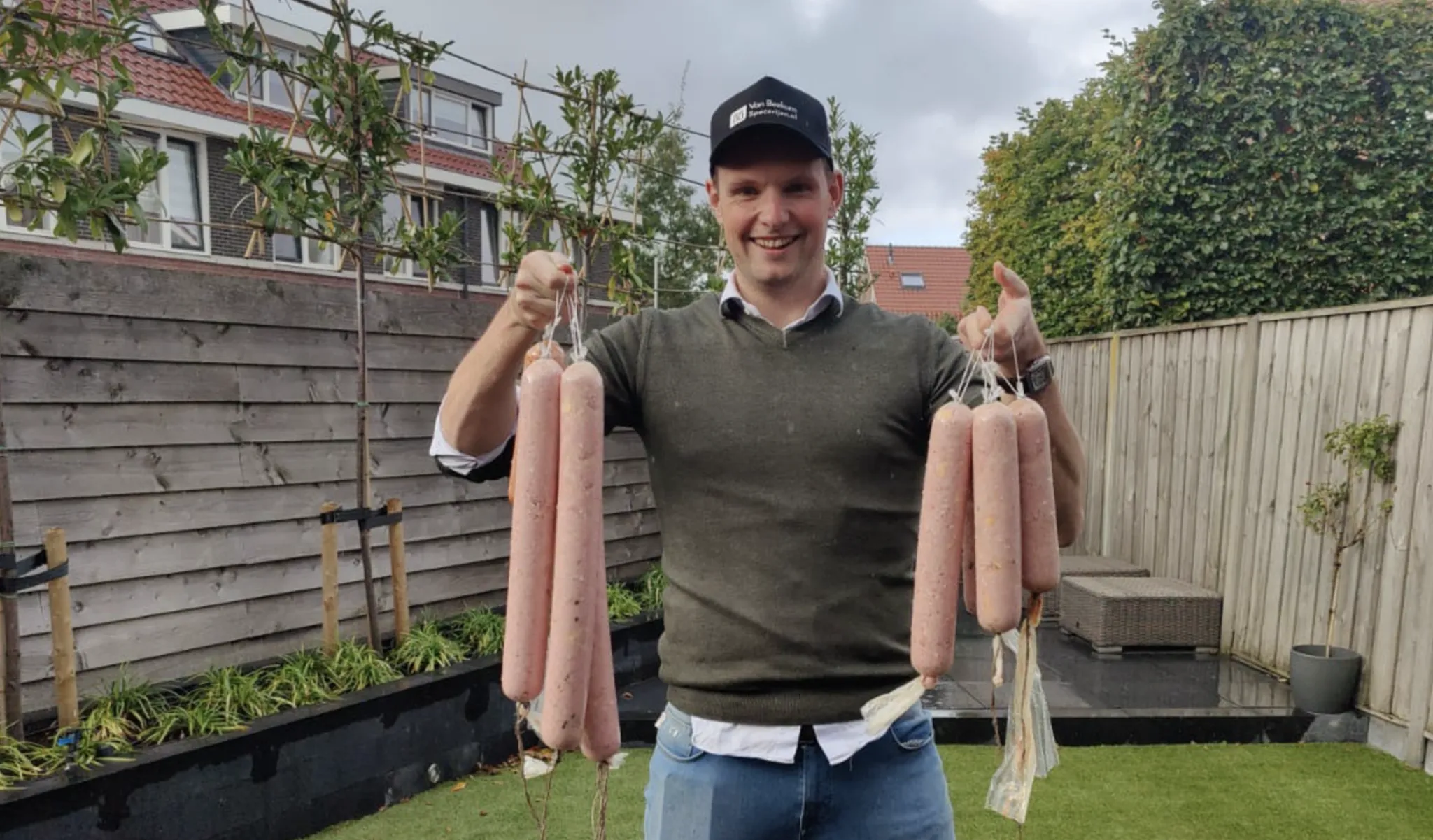 Grillwurst mit Van Beekum Gewürzen selber machen