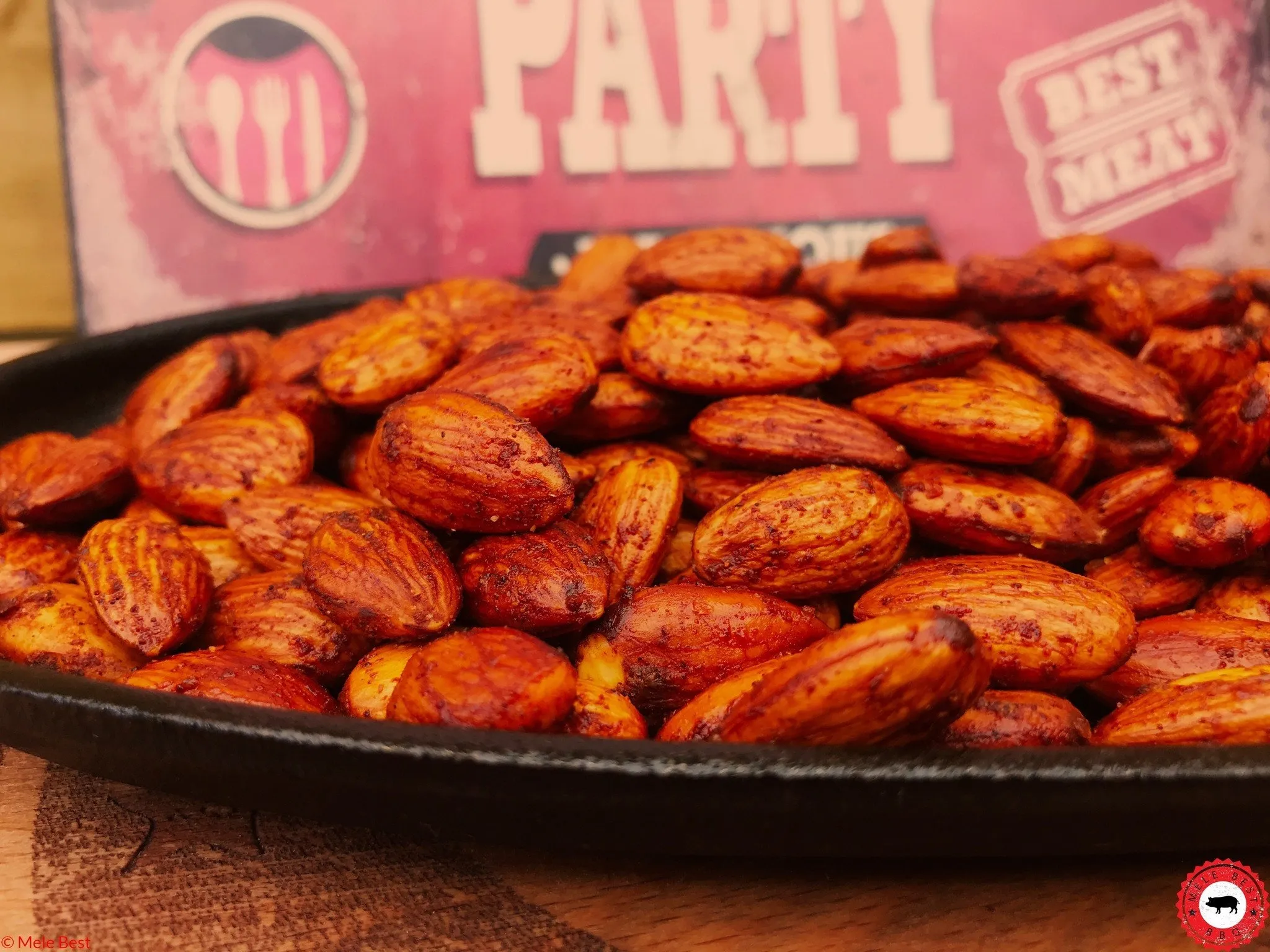 Rezept für geräucherte Mandeln von Mele Best Rezept für geräucherte Mandeln von Mele Best