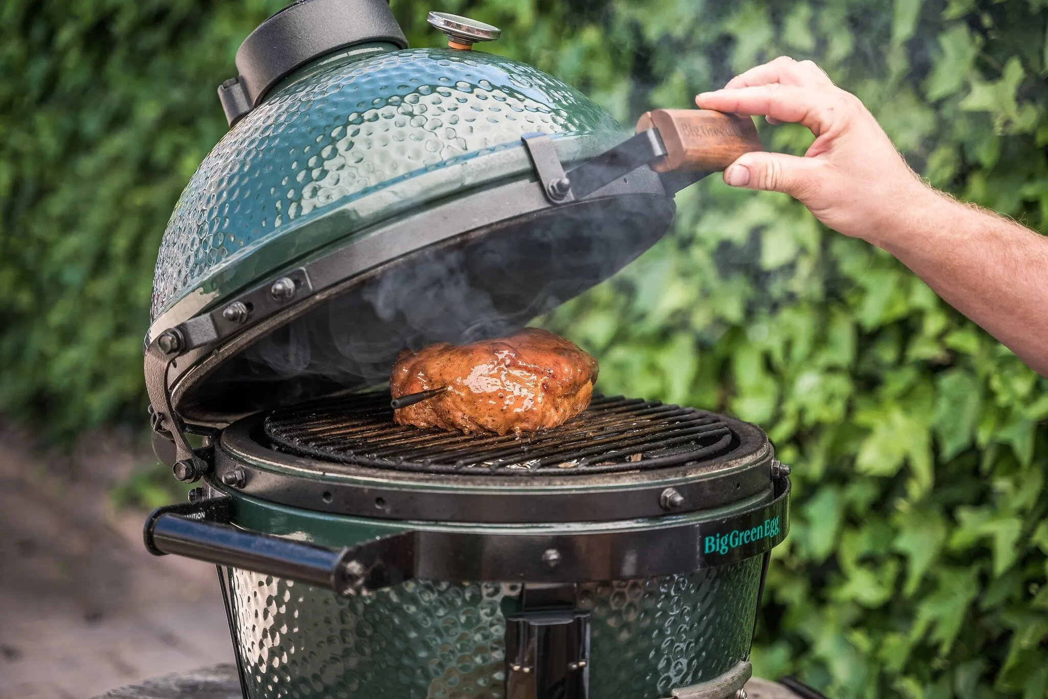 Wählen Sie das richtige Räucherholz!