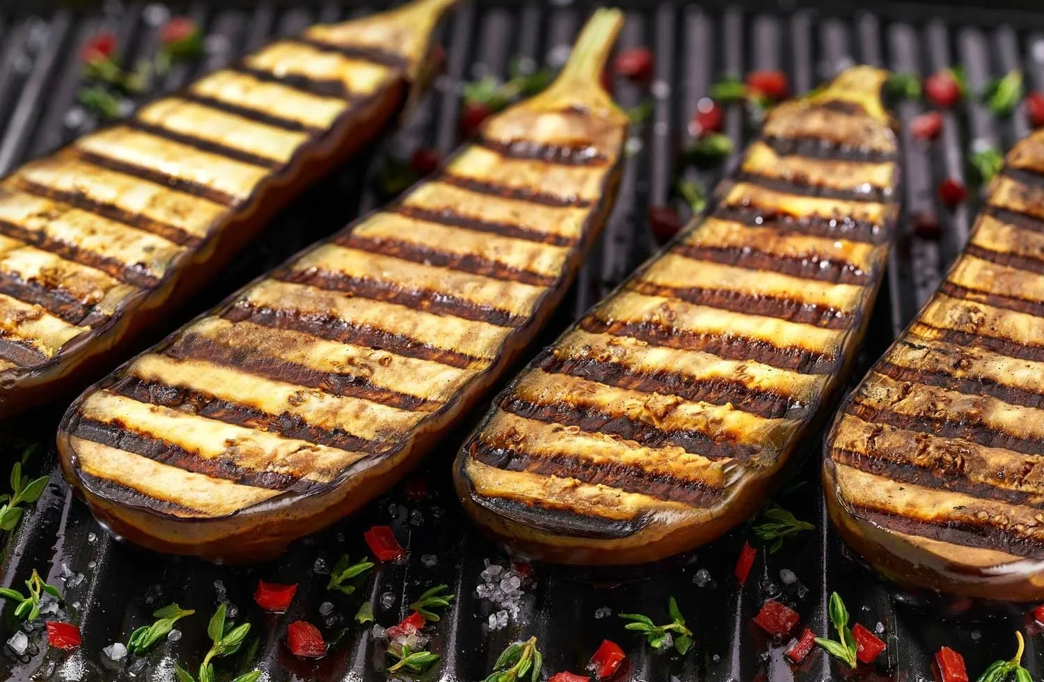 Welche Kräuter passen zur Aubergine? Welche Kräuter passen zur Aubergine?