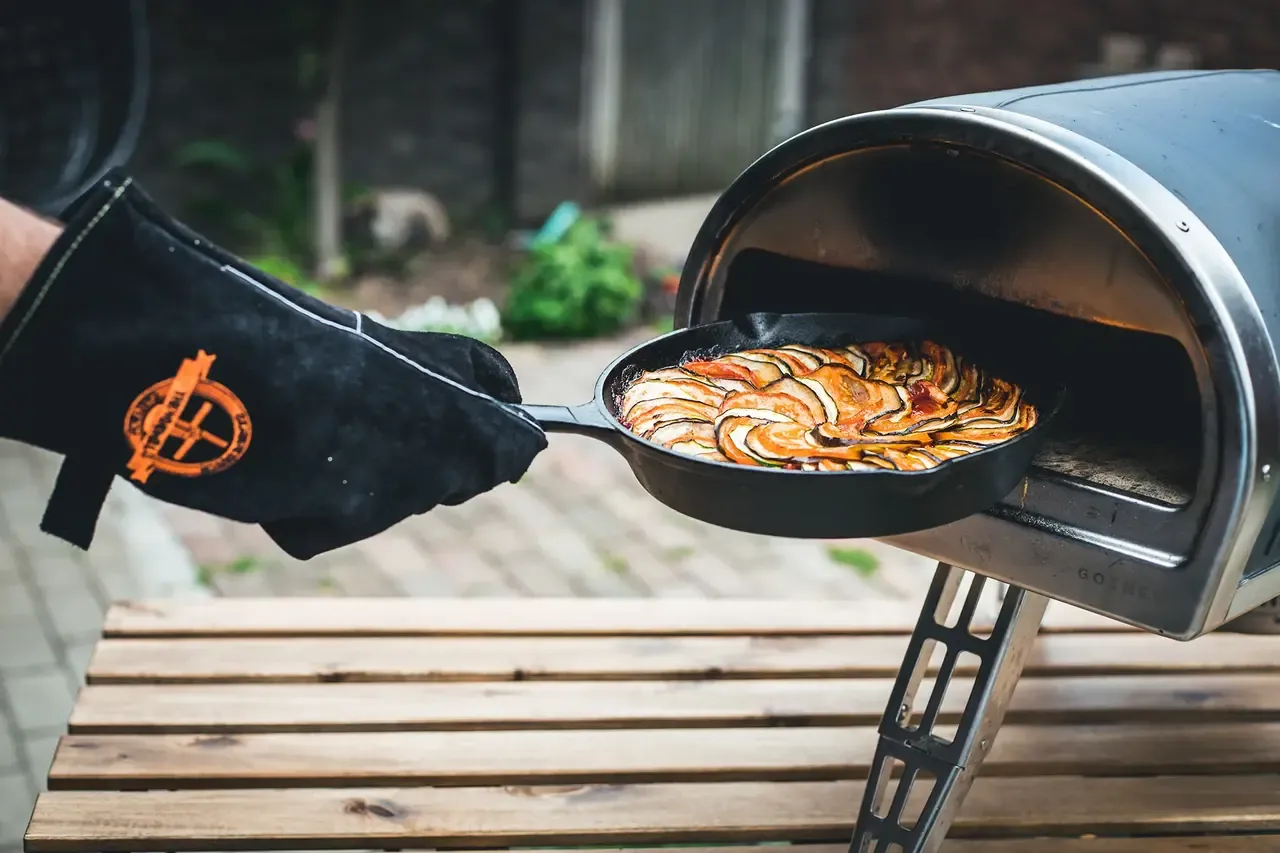 The Windmill The Windmill - Skillet L The Windmill The Windmill - Skillet L