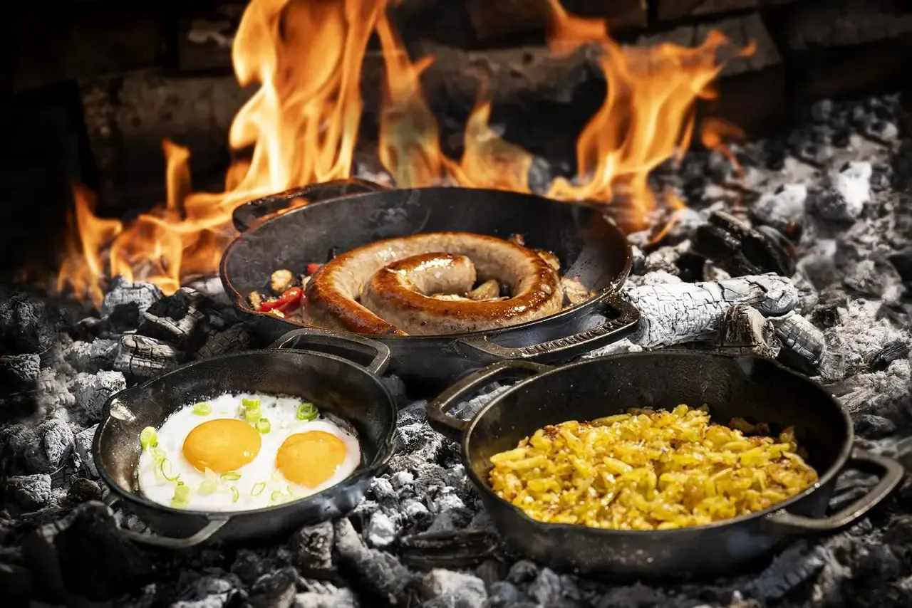 The Windmill The Windmill - Skillet M Met 2 Handvatten