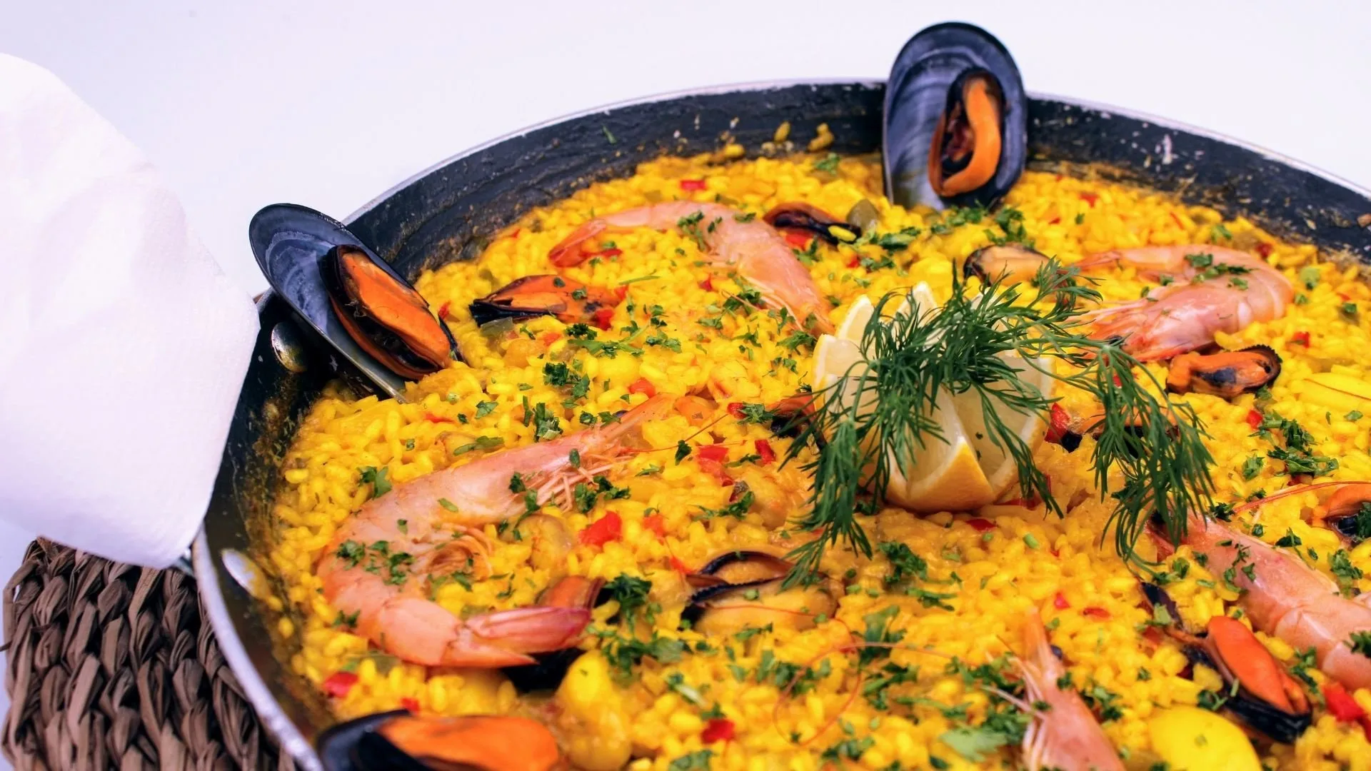Paella – Authentisches spanisches Paella-Rezept mit Paella-Gewürzmischung