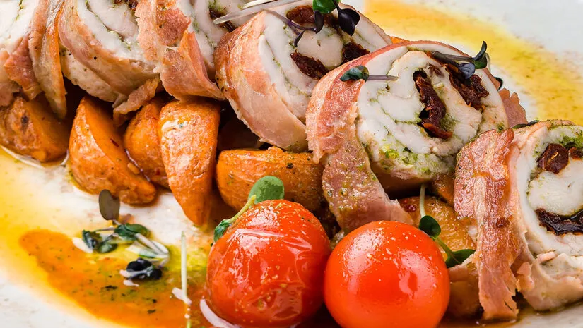 Welke saus bij kiprollade?