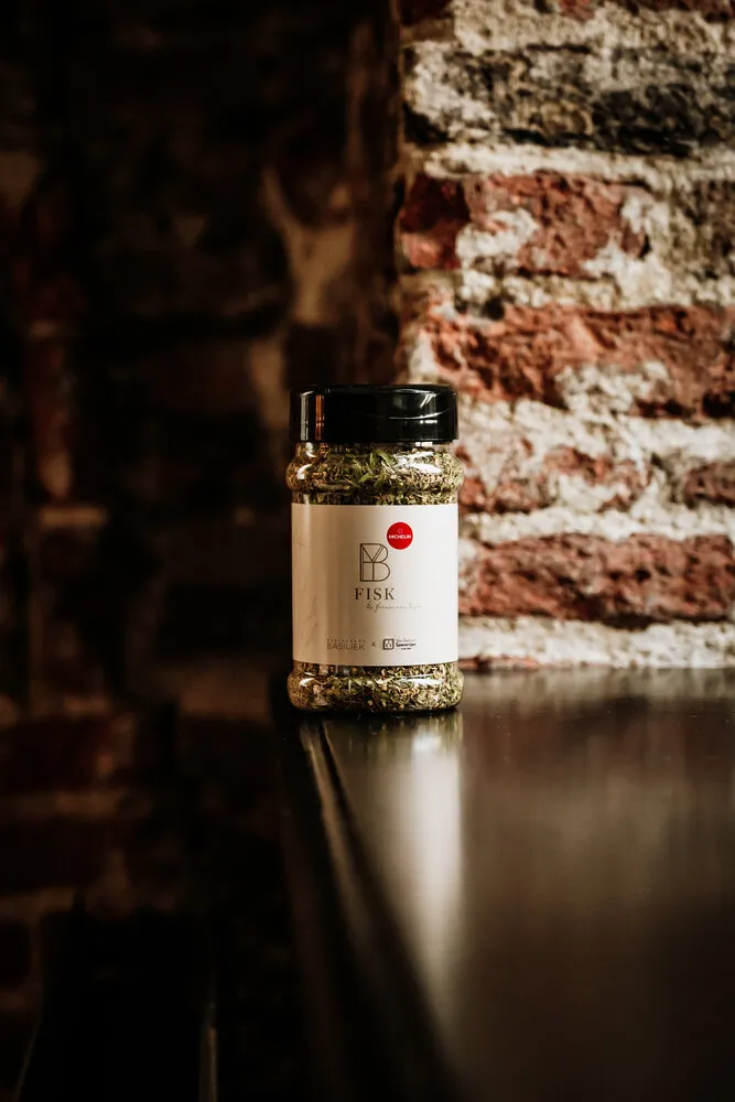 Van Beekum Specerijen Fisk - Basiliek x Van Beekum Specerijen