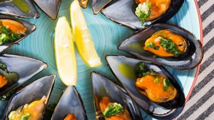 Welke saus bij mosselen past het best?