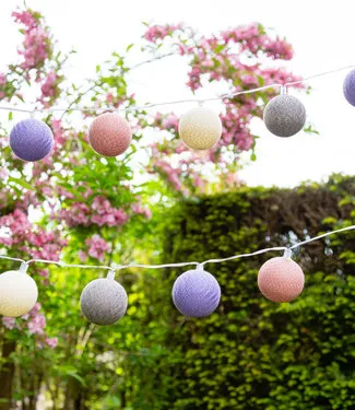 COTTON BALL LIGHTS Buitenlichtslinger - Lavanda