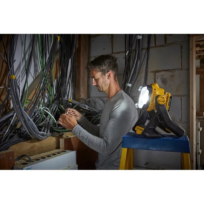 Stanley Stanley Led Lamp V20 SFMCL030B