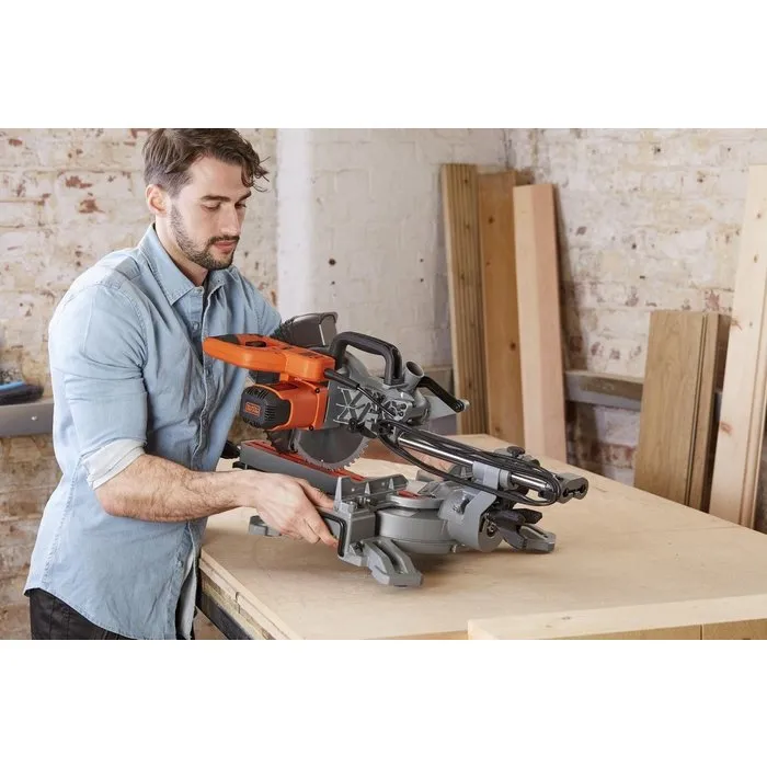 Black & Decker Black & Decker BES700-QS Afkort- en verstekzaag