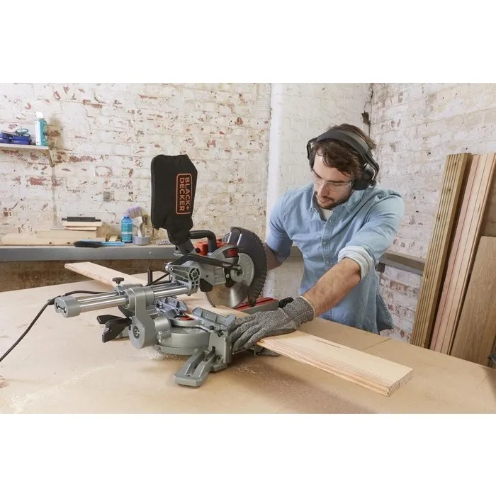 Black & Decker Black & Decker BES700-QS Afkort- en verstekzaag