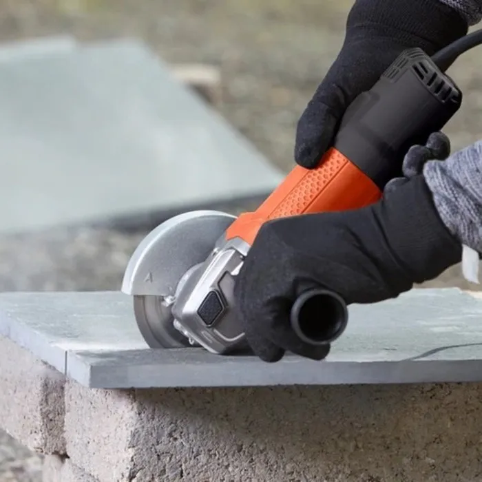 Black & Decker Black & Decker Haakse slijper 750W BEG110A3 Kit Met slijpschijven