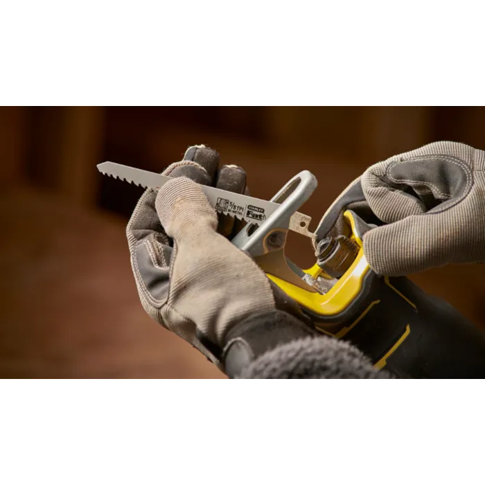 Stanley Stanley FatMax V20 18v SFMCS310B Brushless Reciprozaag