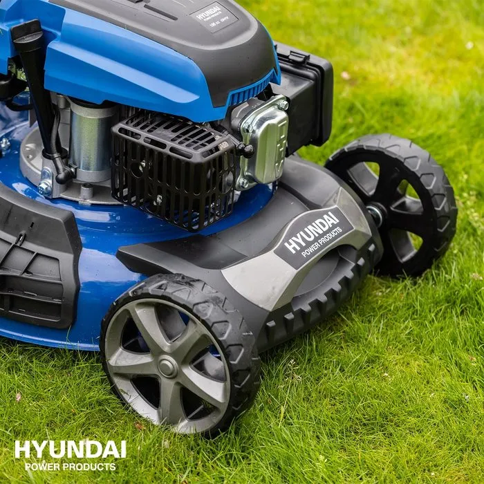 Hyundai Hyundai Zelfrijdende Benzine Grasmaaier - 51cm  met Elektrische Start