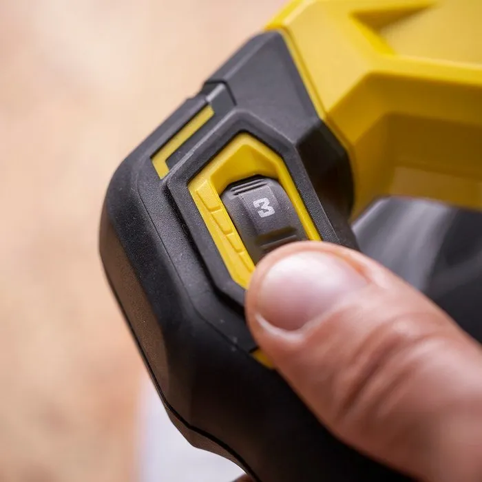 Stanley Stanley SFMCE100B Polijstmachine 20V Solo