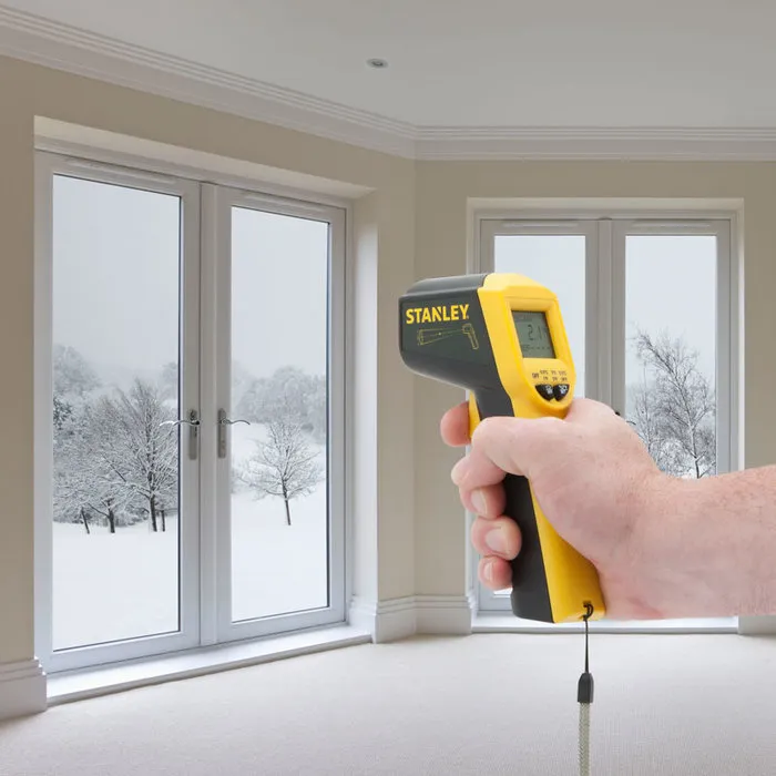 Stanley Stanley Infrarood Thermometer STHT0-77365 – -38 °C tot 520 °C – Thermische Lekdetectie