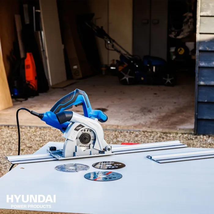 Hyundai Hyundai 1050W Invalzaag met rail