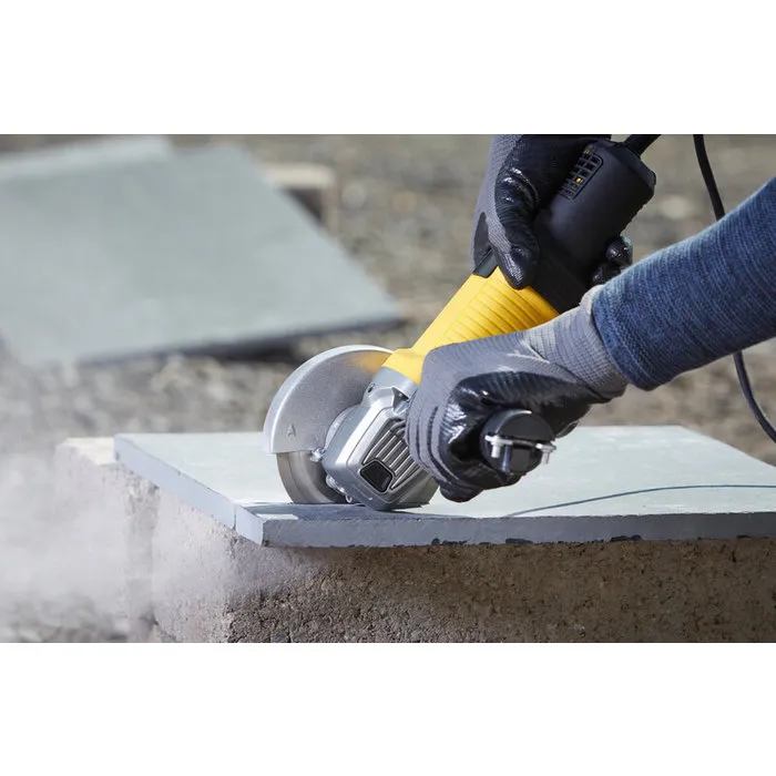 Stanley Stanley FMEG220K Fatmax® 850W 125MM Haakse slijper