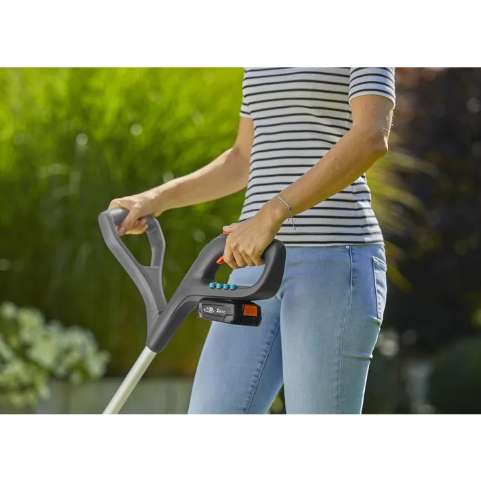 Gardena Gardena Accutrimmer SmallCut 23/18V P4A - SET