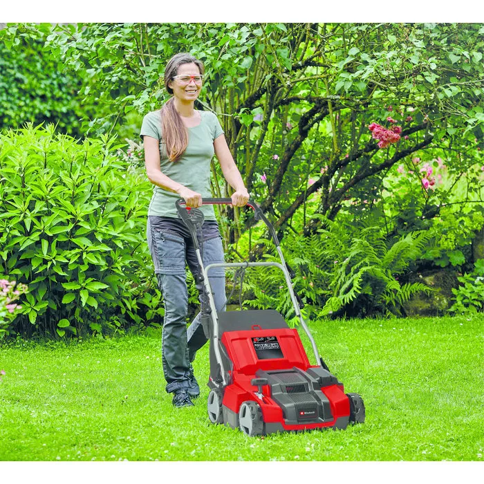 Einhell Gereedschap Einhell GE-SA 1435/1 - Verticuteerder en Beluchter