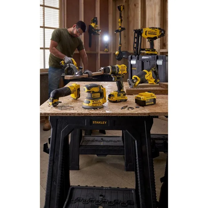 Stanley Stanley SFMCL050B Pivoterend/Werkplaats lamp V20 - Fatmax - Zonder accu & lader