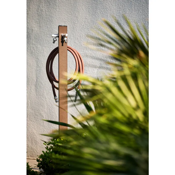 AquaPoint Aquapoint Triangle Metal Bronze 120CM - L 9CM