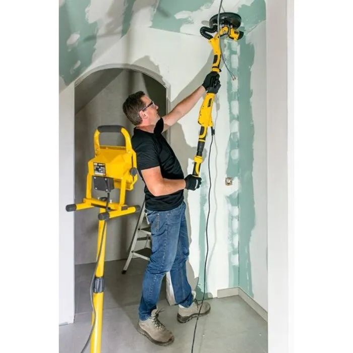 Powerplus Powerplus Telescopische Wandschuurmachine 710W Ø225 mm – Inclusief 26 schuurvellen