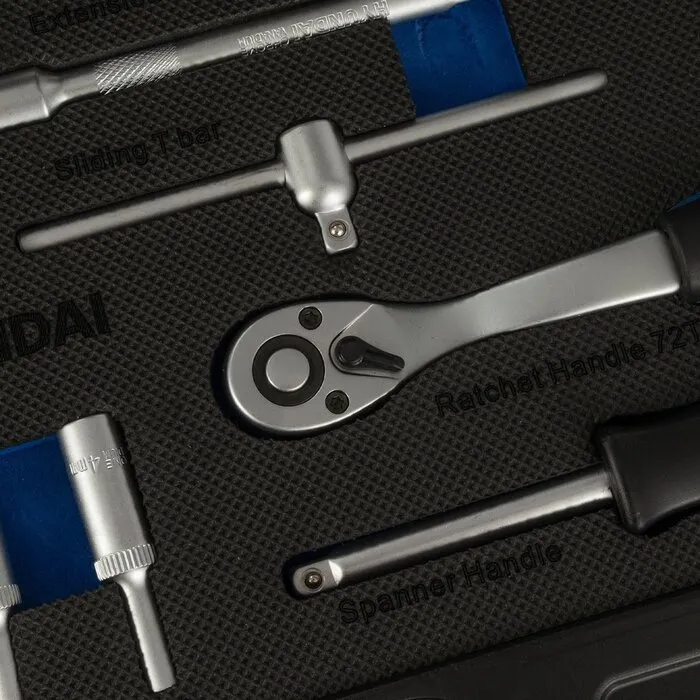 Hyundai Hyundai doppen/bitsset 52-delig - chroom-vanadiumstaal - ergonomische handgreep - inclusief verlengstukken en adapter