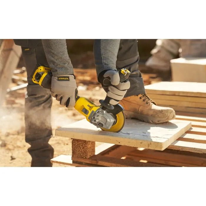 Stanley Stanley Accu Haakse slijper SFMCG710B-XJ - Zonder accu en lader