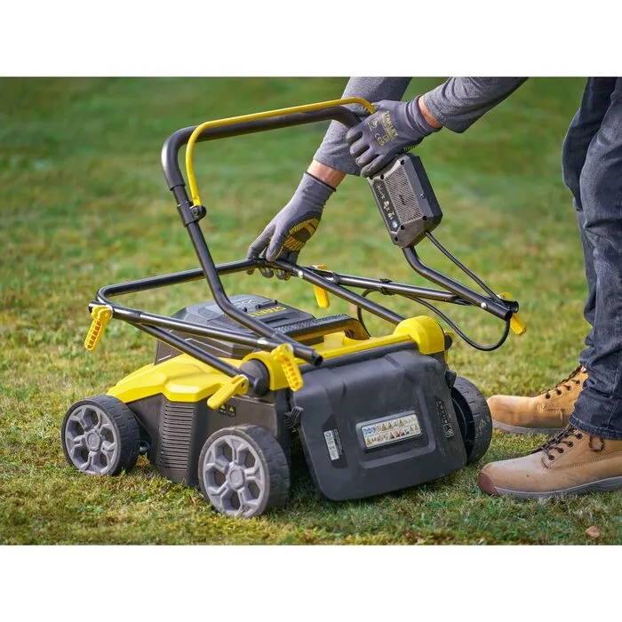 Stanley Stanley FATMAX SCOEP3801N-XJ V20 Verticuteerder – 18V – Brushless – 3-in-1 – SOLO