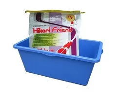 Hikari / Saki Hikari Hikari Friend Medium 10 KG + Kunstof Meetbak