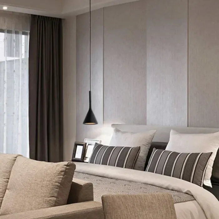 Scandinavische hanglamp kegel wit of zwart E27 Ø 15cm H 36cm (1 stuk)