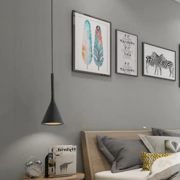 Scandinavische hanglamp kegel wit of zwart E27 Ø 15cm H 36cm (1 stuk)