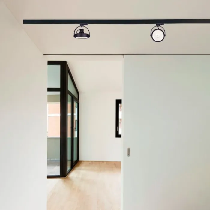 Spot op rail 3 fase zwart of wit AR111 GU10