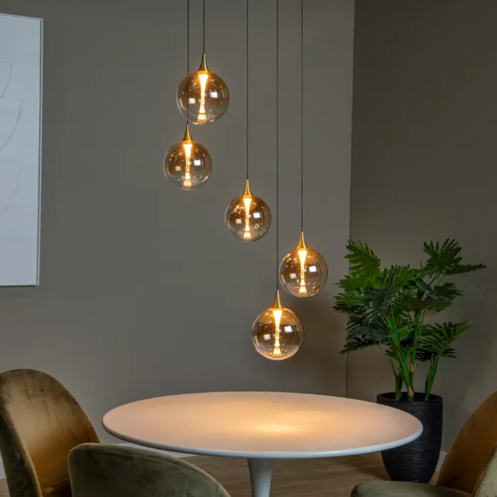 Hanglamp 5 glazen bollen 5x3,8W transparant of amber dimbaar