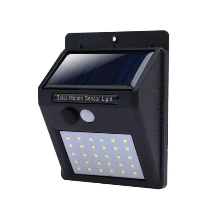 Solar wandlamp buiten met bewegingssensor