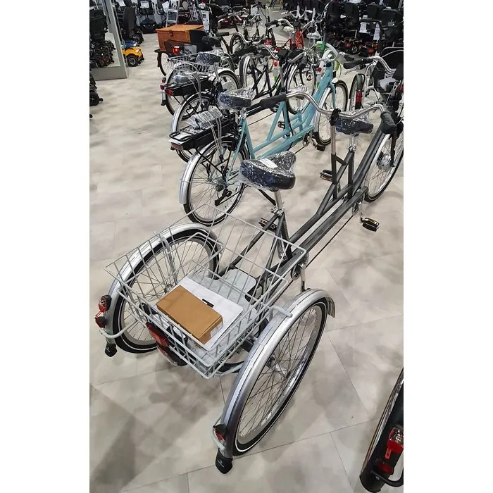 Driewielfietsen en tandems.