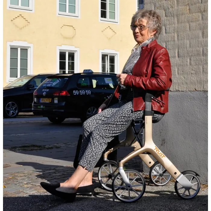 Trustcare Rollator Trust Care Let's Fly (6,1kg)