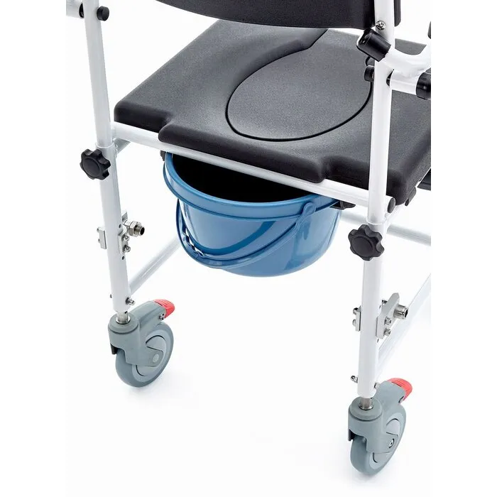 Mega-Mobility Douche  / Toiletstoel Met 4 Geremde Wielen