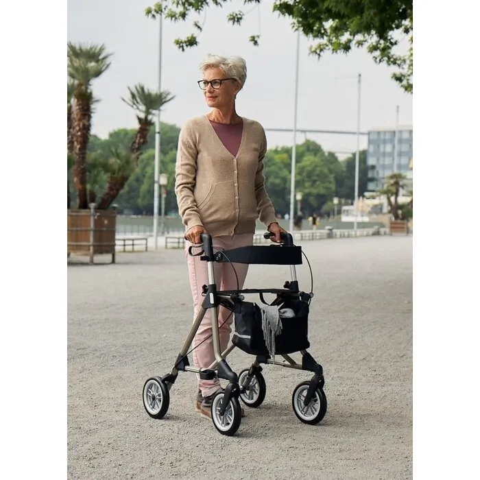 RUSSKA Rollator Elan Plus