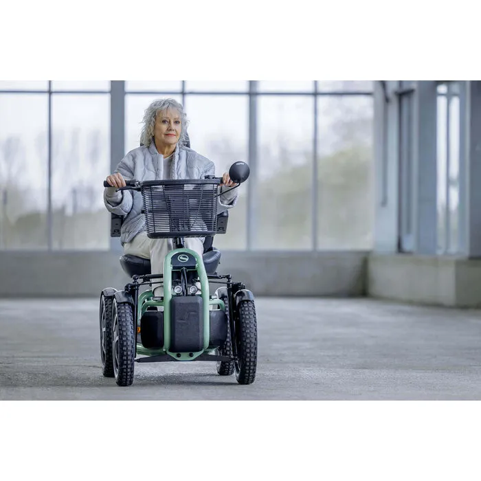 Sunrise Medical  Sterling S800 By Scoozy Scootmobiel