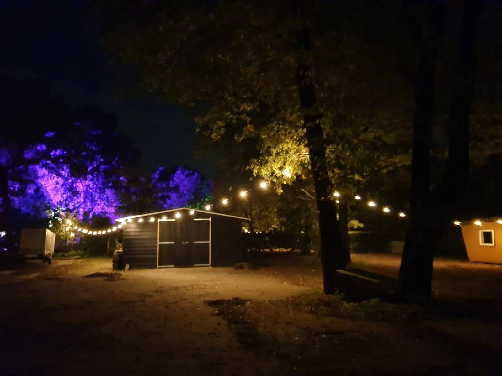 6x prikkabel van 25 meter met 25 zeer warm witte LED lampen
